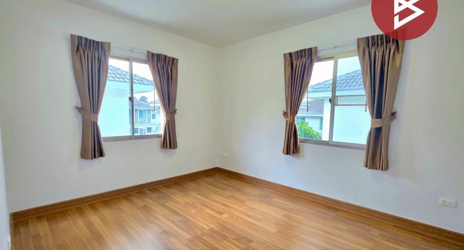 For sale 3 bedrooms house in Si Racha, Chonburi