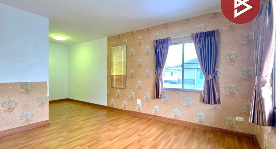 For sale 3 bedrooms house in Si Racha, Chonburi