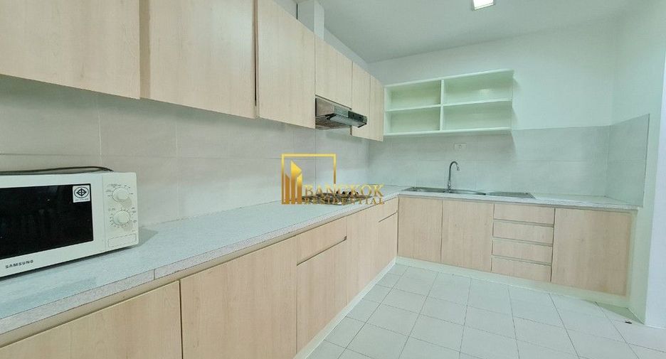 Condo en alquiler y en venta de 2 habitaciones en Khlong Toei, Bangkok