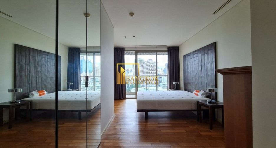 For rent and for sale 2 bedrooms condo in Khlong Toei, Bangkok