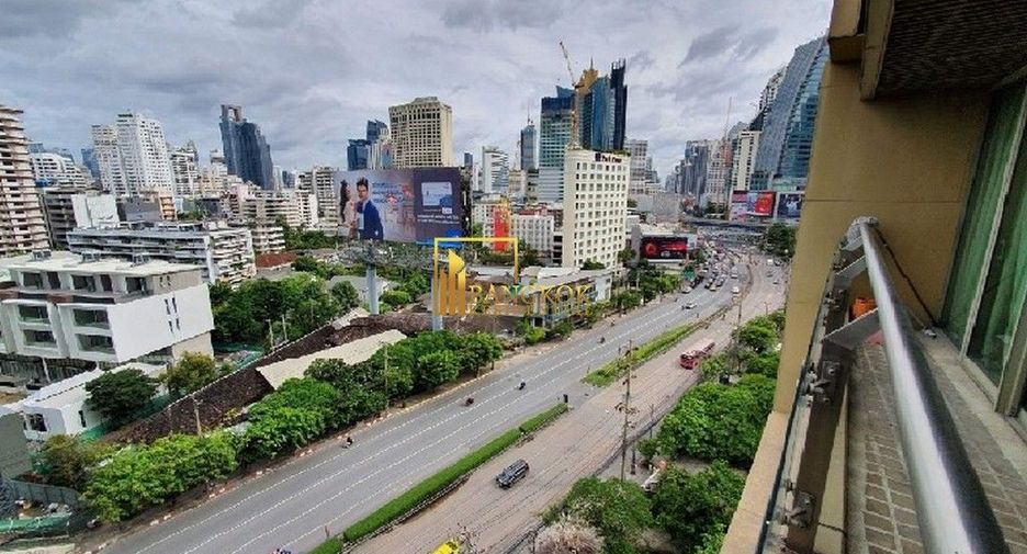 For rent and for sale 2 bedrooms condo in Khlong Toei, Bangkok