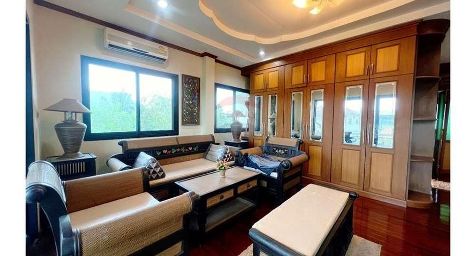 Haus zum Kauf mit 5 Zimmer in Mueang Nakhon Si Thammarat, Nakhon Si Thammarat