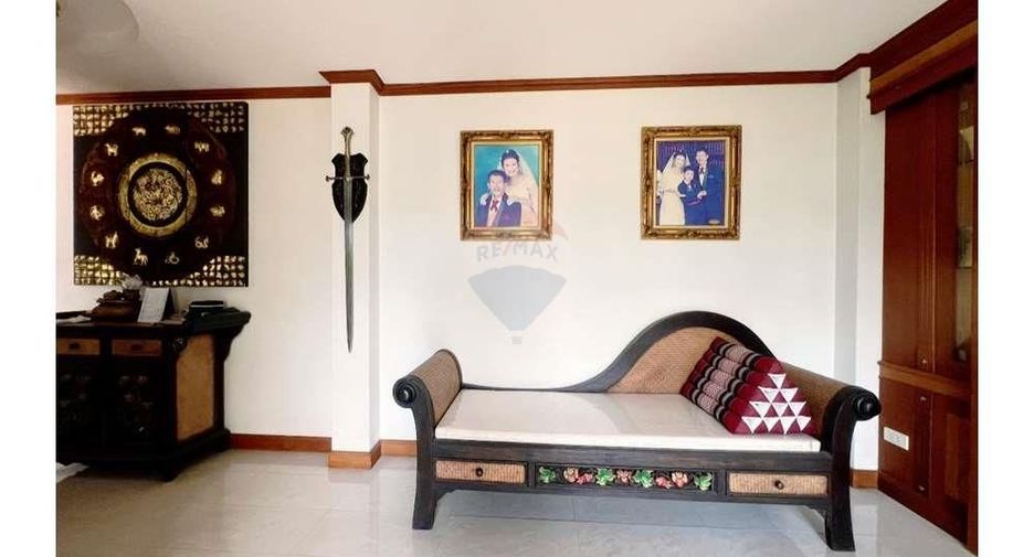 Haus zum Kauf mit 5 Zimmer in Mueang Nakhon Si Thammarat, Nakhon Si Thammarat
