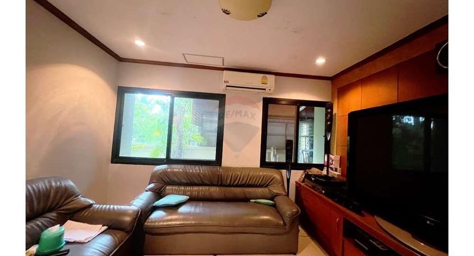 Haus zum Kauf mit 5 Zimmer in Mueang Nakhon Si Thammarat, Nakhon Si Thammarat