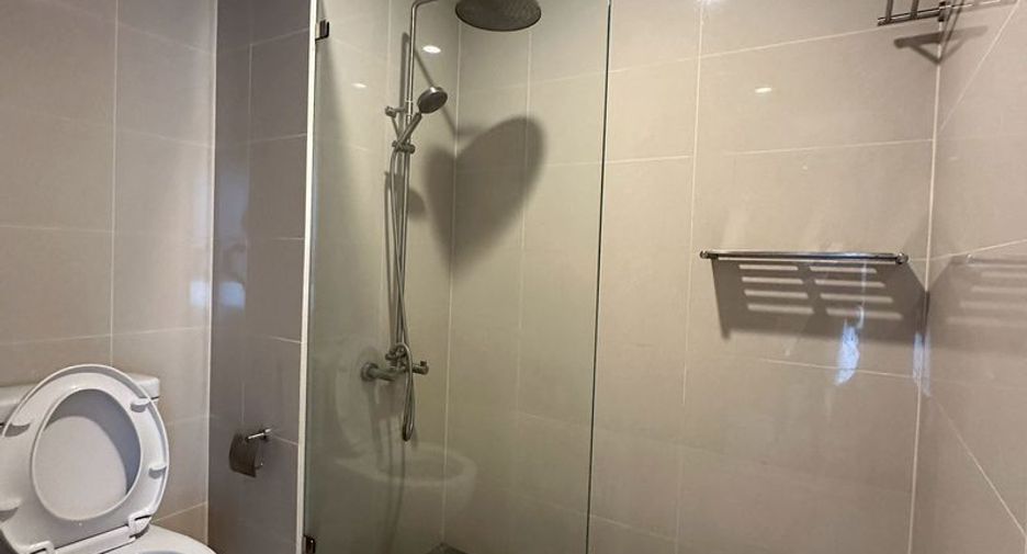 Condo en alquiler de 1 habitaciones en Si Racha, Chonburi