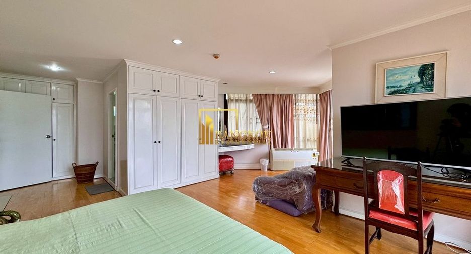For rent そして for sale 3 ベッドルーム condo in Watthana, Bangkok