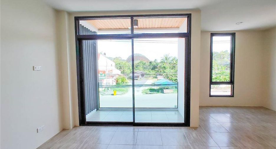 Casa adosada en venta de 2 habitaciones en Khanom, Nakhon Si Thammarat