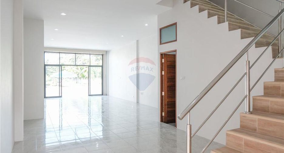 Casa adosada en venta de 2 habitaciones en Khanom, Nakhon Si Thammarat