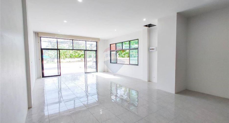 Casa adosada en venta de 2 habitaciones en Khanom, Nakhon Si Thammarat