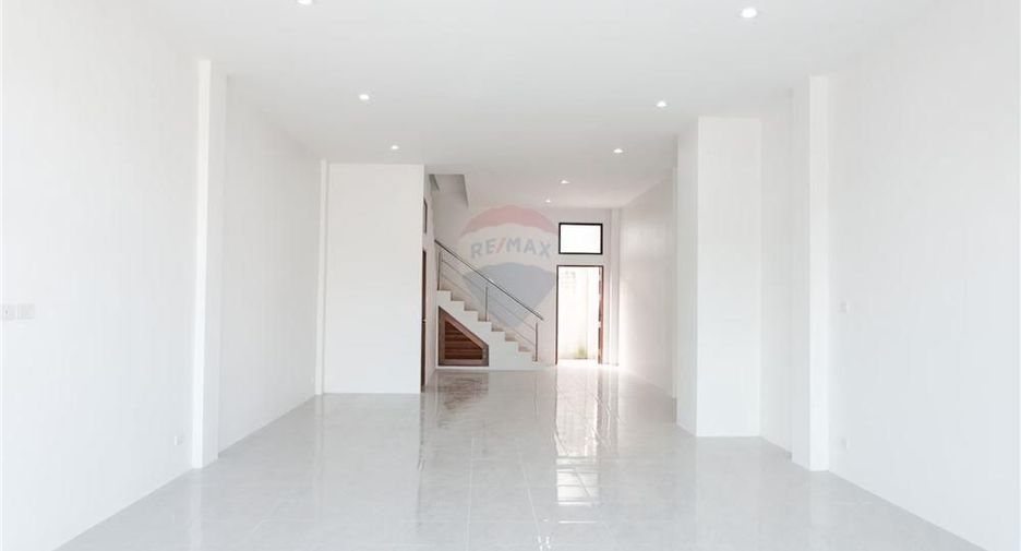 Casa adosada en venta de 2 habitaciones en Khanom, Nakhon Si Thammarat