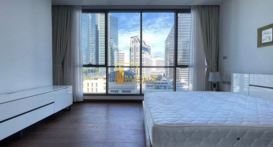 For rent and for sale 2 bedrooms condo in Khlong Toei, Bangkok