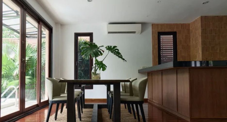Casa en alquiler de 5 habitaciones en Watthana, Bangkok