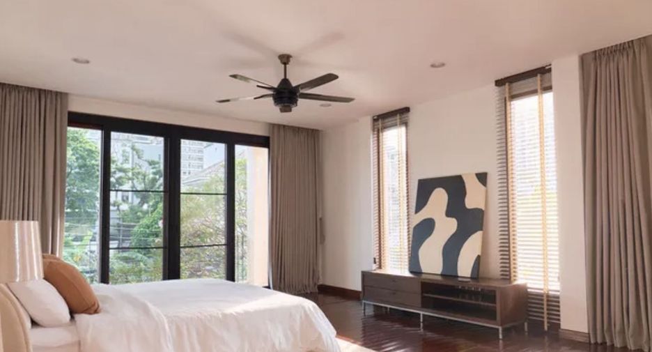 Casa en alquiler de 5 habitaciones en Watthana, Bangkok