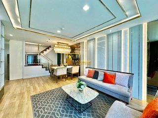 For rent and for sale 3 bedrooms condo in Huai Khwang, Bangkok