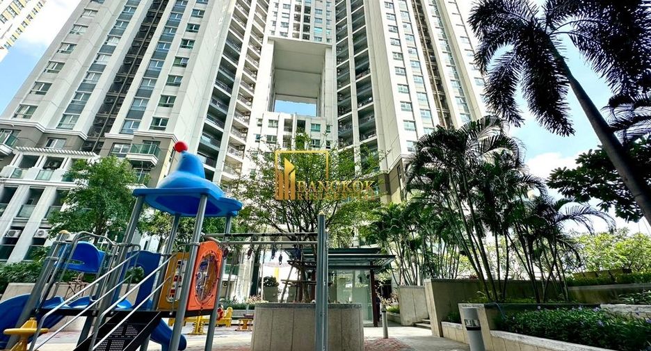 For rent and for sale 3 bedrooms condo in Huai Khwang, Bangkok