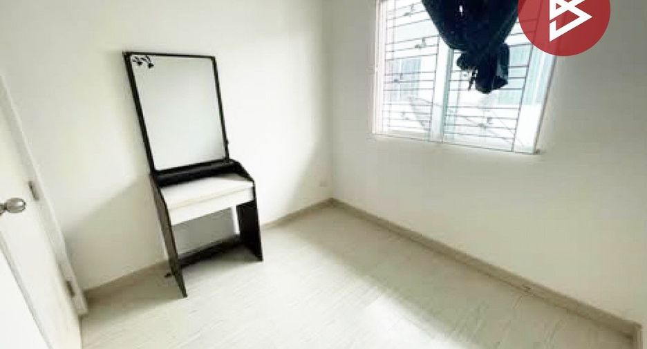 For sale 3 bedrooms townhouse in Bang Sao Thong, Samut Prakan