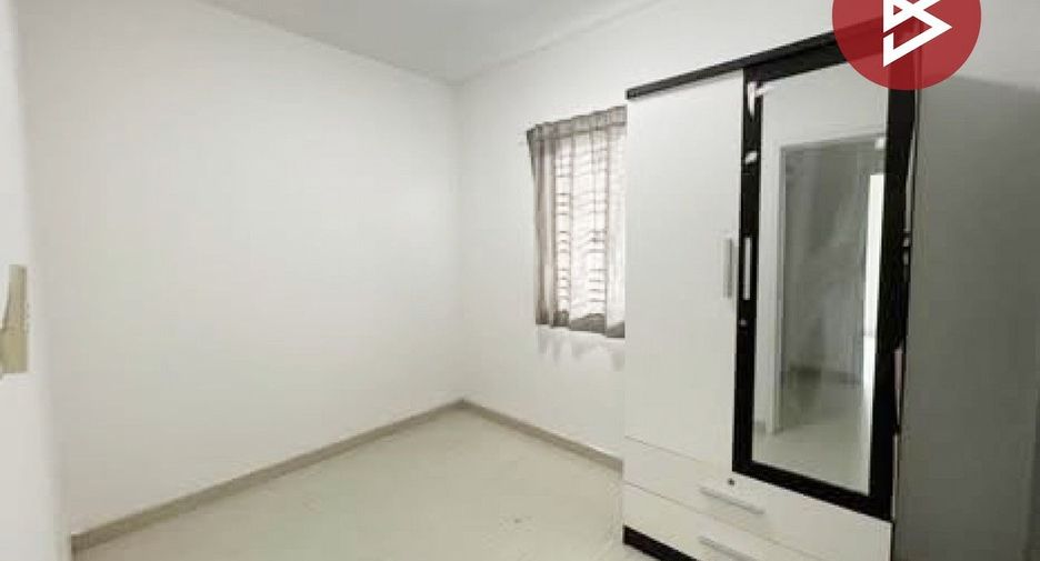 For sale 3 bedrooms townhouse in Bang Sao Thong, Samut Prakan