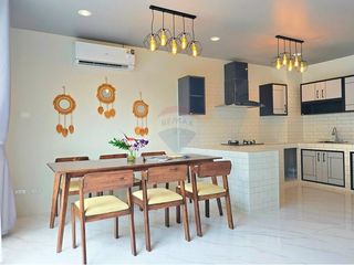 À vendre 4 chambres villa à Ko Samui, Surat Thani