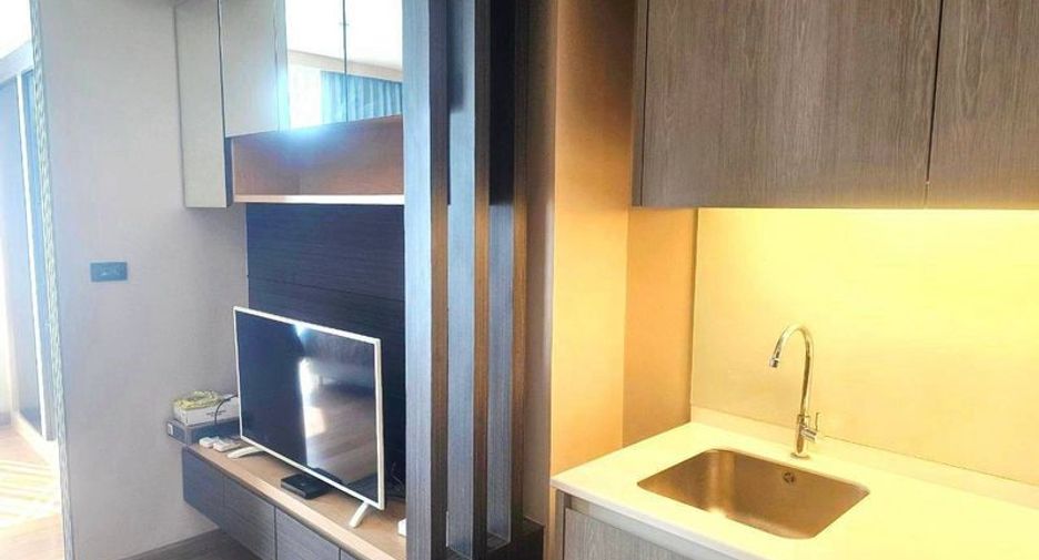 For rent and for sale 1 bed condo in Si Racha, Chonburi