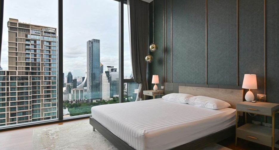 For rent and for sale 3 bedrooms condo in Pathum Wan, Bangkok