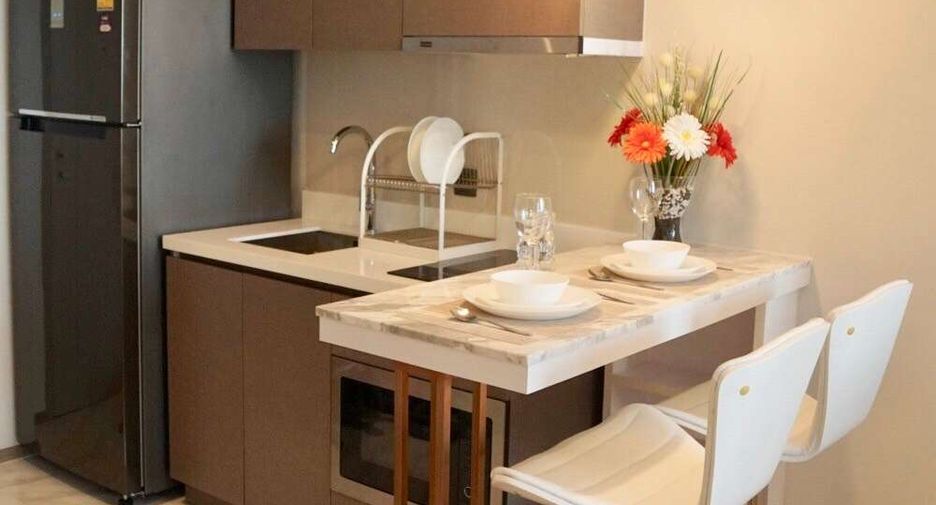 For rent 1 bed condo in Watthana, Bangkok