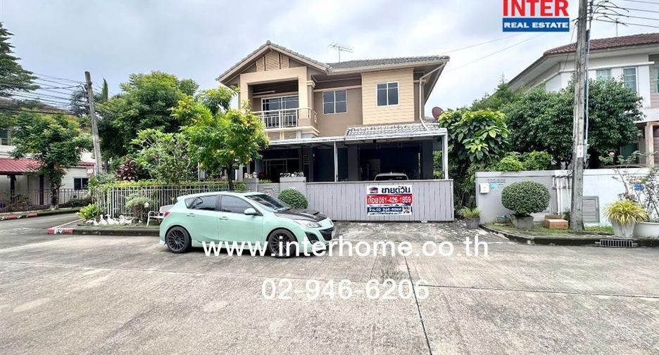 For sale 4 bedrooms house in Khlong Sam Wa, Bangkok