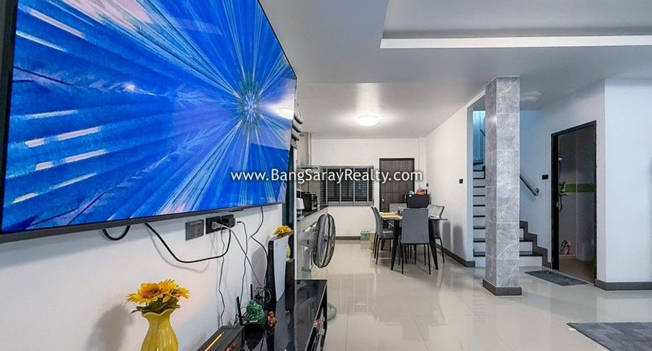 For sale 4 bedrooms house in Sattahip, Chonburi