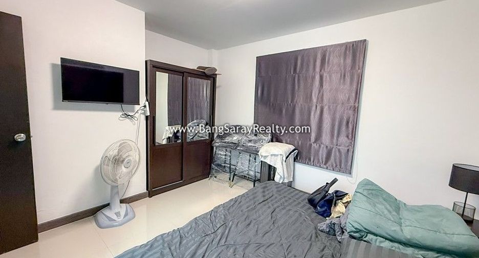 For sale 4 bedrooms house in Sattahip, Chonburi