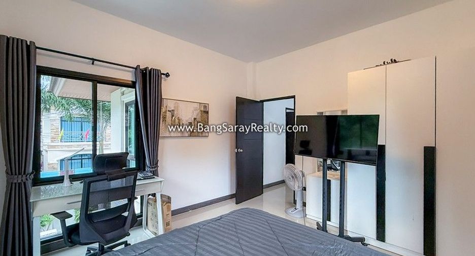 For sale 4 bedrooms house in Sattahip, Chonburi