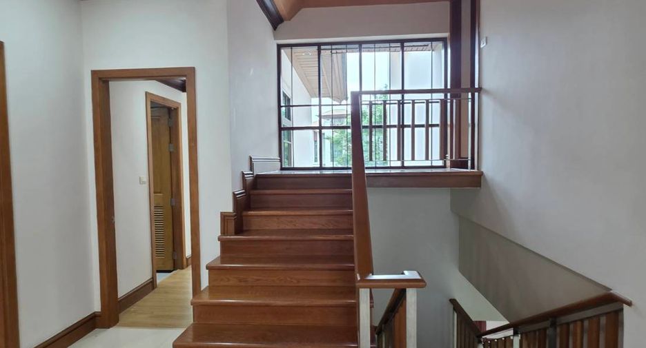Condo en venta de 5 habitaciones en Watthana, Bangkok