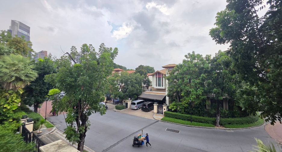 Condo en venta de 5 habitaciones en Watthana, Bangkok