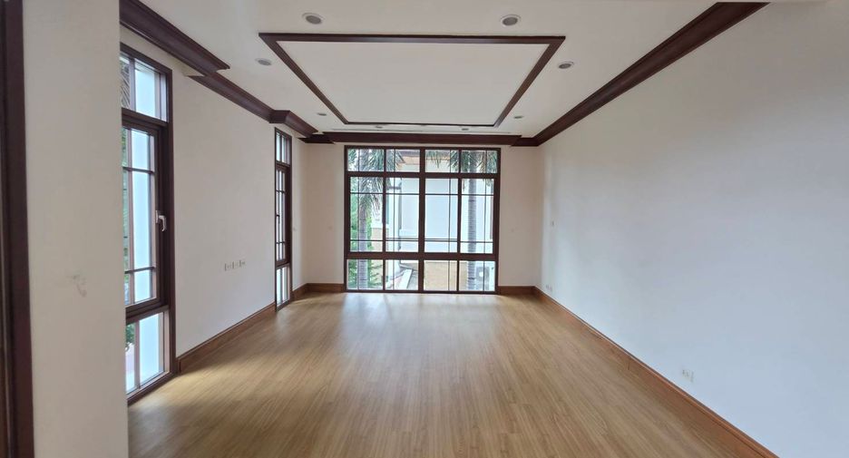 Condo en venta de 5 habitaciones en Watthana, Bangkok
