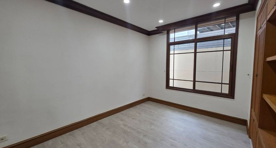 Condo en venta de 5 habitaciones en Watthana, Bangkok