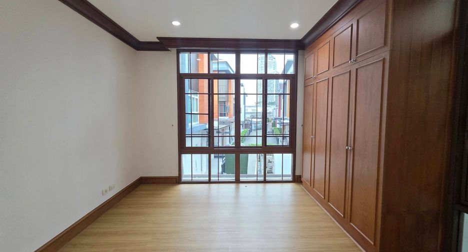 Condo en venta de 5 habitaciones en Watthana, Bangkok