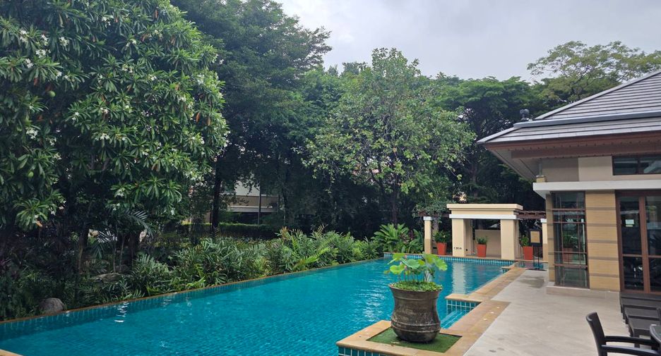 Condo en venta de 5 habitaciones en Watthana, Bangkok