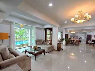 Villa en alquiler y en venta de 7 habitaciones en Doi Saket, Chiang Mai