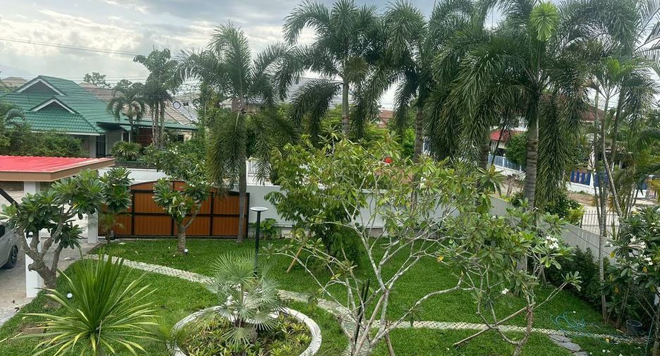 For rent and for sale 7 bedrooms villa in Doi Saket, Chiang Mai
