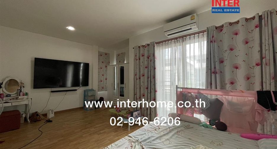 À vendre 3 chambres maison à Bang Khun Thian, Bangkok