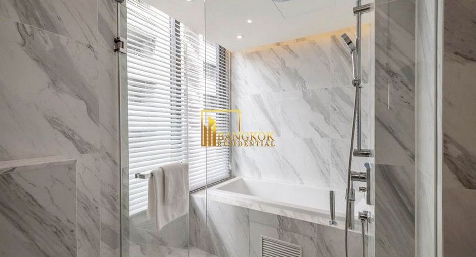 For rent and for sale 2 bedrooms condo in Khlong Toei, Bangkok