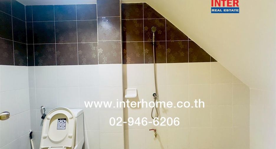 Local comercial en venta de 3 habitaciones en Mueang Samut Sakhon, Samut Sakhon