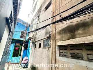 For sale 9 bedrooms retail Space in Din Daeng, Bangkok