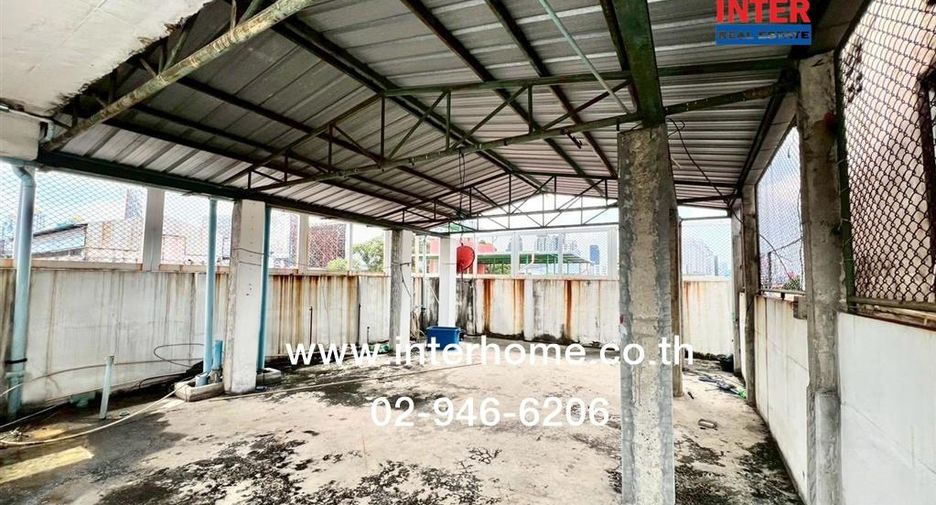 For sale 9 bedrooms retail Space in Din Daeng, Bangkok