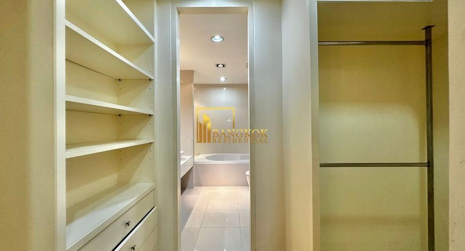 Condo en alquiler y en venta de 2 habitaciones en Huai Khwang, Bangkok