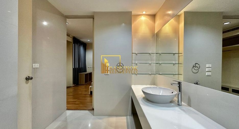 Condo en alquiler y en venta de 2 habitaciones en Huai Khwang, Bangkok