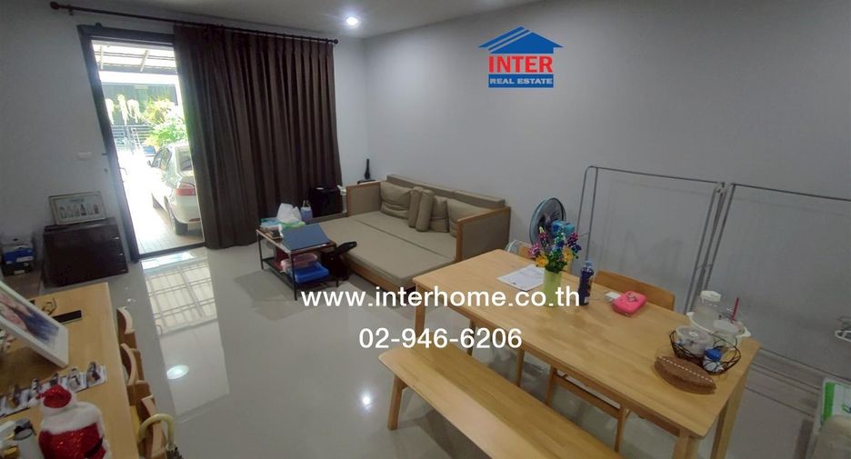 For sale 3 bedrooms townhouse in Pak Kret, Nonthaburi