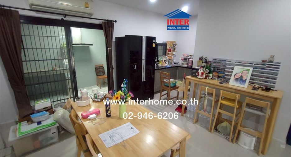 For sale 3 bedrooms townhouse in Pak Kret, Nonthaburi