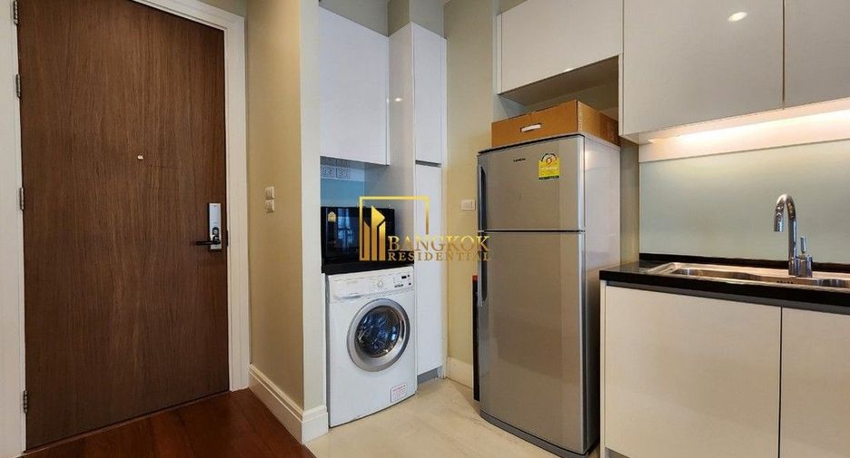 Condo en alquiler y en venta de 2 habitaciones en Khlong Toei, Bangkok