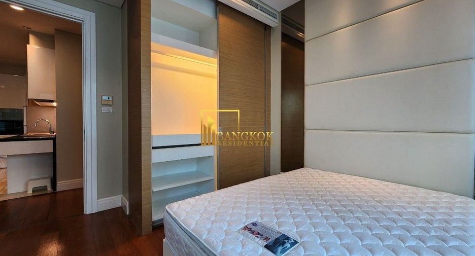Condo en alquiler y en venta de 2 habitaciones en Khlong Toei, Bangkok