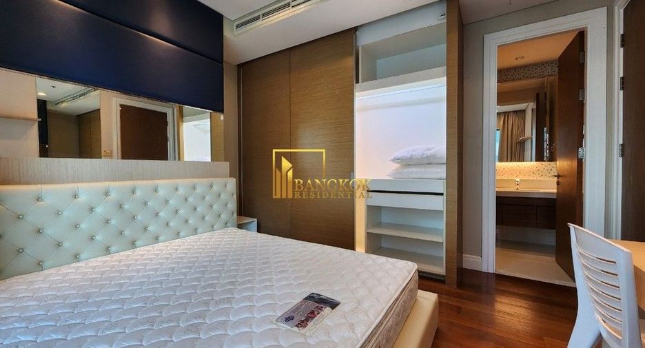 Condo en alquiler y en venta de 2 habitaciones en Khlong Toei, Bangkok