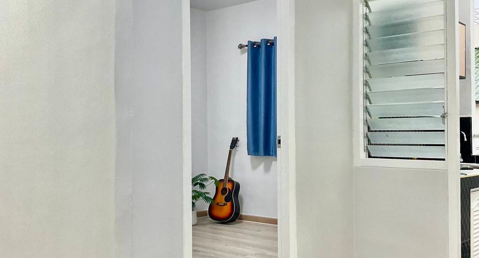 For sale 2 bedrooms condo in Bang Khun Thian, Bangkok